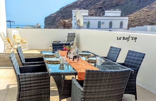 Muscat Villa | Elegant apartment with a fascinating view
