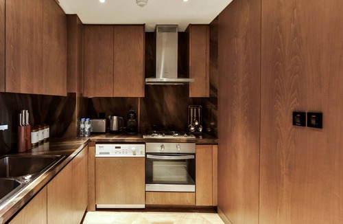 Palm Jumeirah Apartment | Elegant Apt w/Sea Views at FIVE Palm Jumeirah