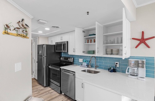Arcadian Shores Condo | Enjoy the View! Updated North Tower SeaWatch Condo