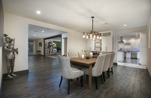 Scotch Eighty House | Escape To Modern Luxury-1.5 Miles to the Strip! So close to everything you want!
