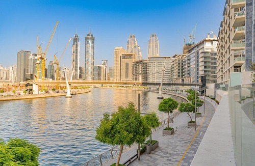 Al Safa Apartment | Escape24 Elegant 2BR with Canal view near Safa Park