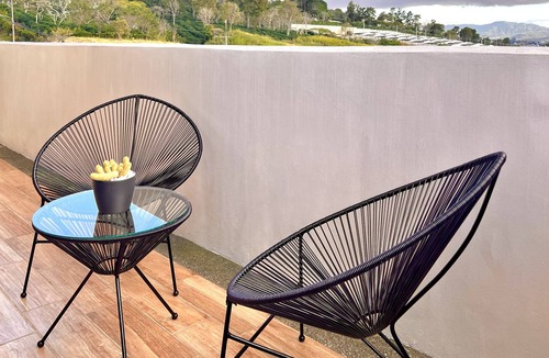 Heredia Apartment | Executive Condo | 319 | Pool, WiFi, Parks & View