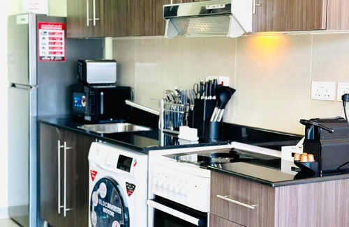 Abu Dhabi Apartment | Exquisite Studio Apartment near Yas Island