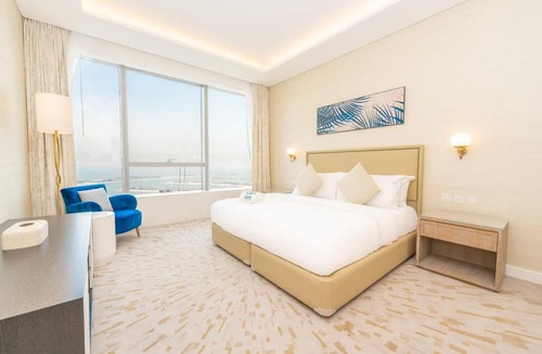 Palm Jumeirah Apartment | FAM Living - Palm Tower Attached to St Regis Palm Tower 1Bed - Palm Jumeirah Views