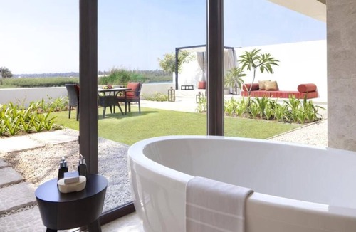 Salalah House | Family Vacay in Salalah! Pool & Spa, Free Parking! Close to Al Haffa Beach!