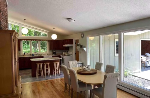 Mendon House | Fantastic 6-bedroom house in Mendon Vermont - Killington/Pico