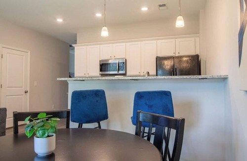 Huntcliff House | Feels Like Home! Columbia near Fort Jackson - Perfect for Families - Sleeps 6
