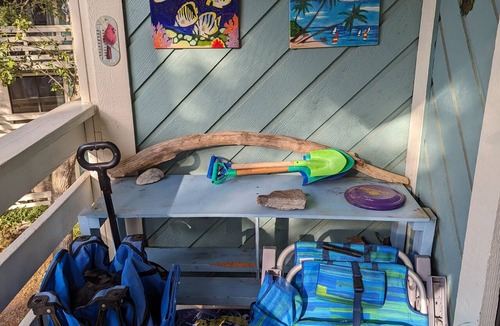 Folly Field Condo | Fiddler's Cove, pools, free bikes, walk to beach