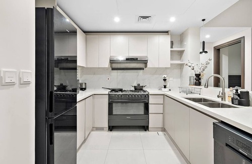 Bur Dubai Apartment | FIRST CLASS | 2BR | Panoramic Views of Dubai Frame