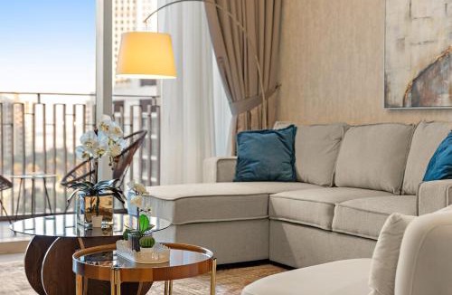 Dubai Apartment | FIRST CLASS 2BR Luxe Stay Near Dubai Creek Hub