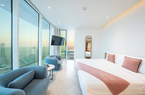 Jumeirah Village Circle Hotel | FIVE Jumeirah Village Dubai