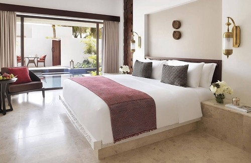 Salalah Hotel | FOUR Luxe 1BR Villas with Plunge Pools! Beachfront, Infinity Pool, Spa Center!