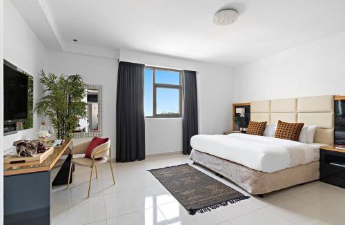 Business Bay Apartment | Frank Porter - Capital Bay Tower A
