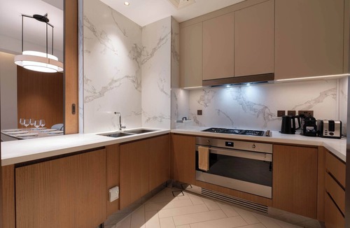 Downtown Dubai Apartment | Full Burj Khalifa View, Luxury 3BR Unit, Downtown