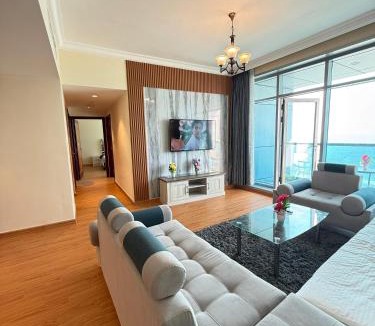 Rumailah Apartment | Full seaview luxury with gym,pool,jacuzzi,sauna,24x7 cafe,beach,restaurants,medical and more