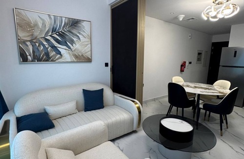 Al Barsha 1 Apartment | Fully Furnished 1BR Apartment in Al Barsha Dubai
