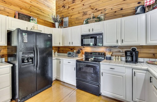 Six Mile Cabin | Game Room, Dock & More! Panoramic Lakefront Oasis