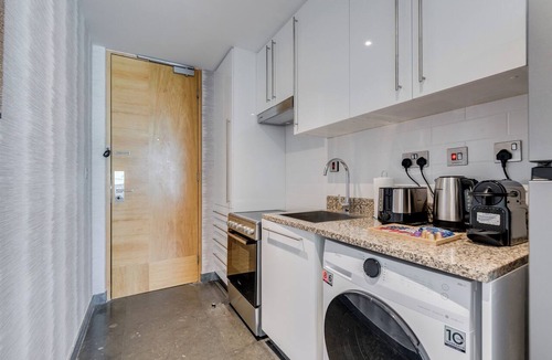 Al Mankhool Apartment | GlobalStay BurJuman Vista