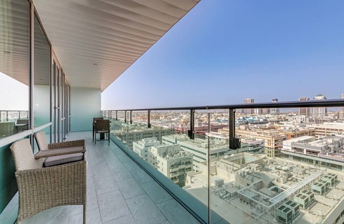 Al Mankhool Apartment | GlobalStay BurJuman Vista