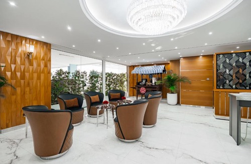 Al Mankhool Apartment | Golden Sands Bur Dubai