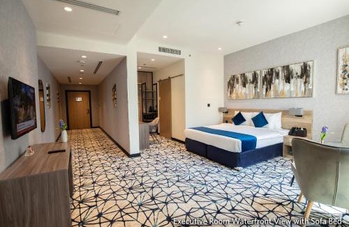 Jadaf Hotel | Grand Kingsgate Jaddaf Waterfront Hotel by Millennium