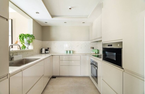 Dubai Marina Apartment | GuestReady - 2BR | Marina View