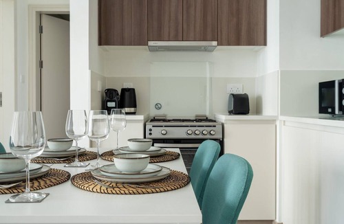 Dubai Apartment | GuestReady - Chic accents in Dubai Hills