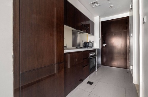 Business Bay Apartment | GuestReady - Luxe Furnished Stay, Pool & Sauna