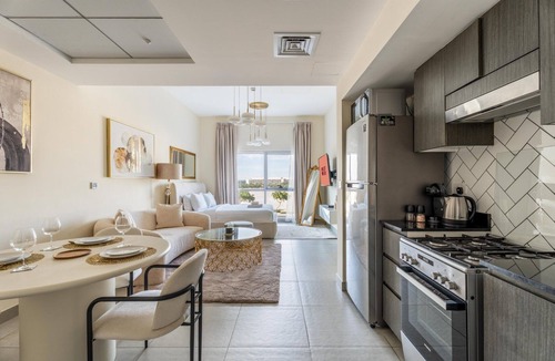 Al Barsha Apartment | GuestReady - Studio | Perfect Amenities