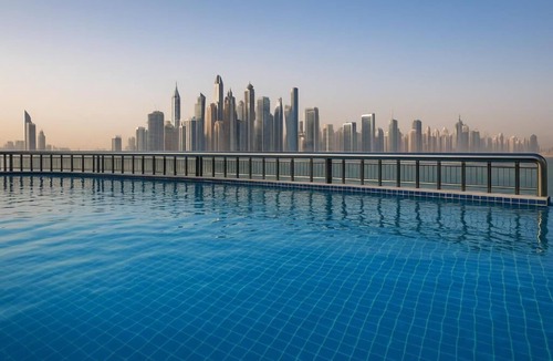 Palm Jumeirah Apartment | Happy Dom Palm
