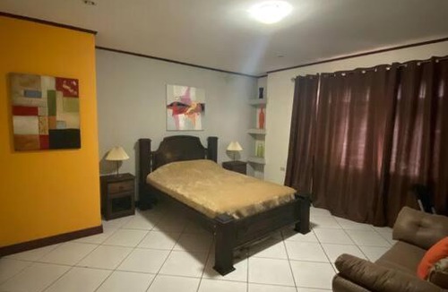 San Pedro Apartment | Hermoso apartamento con estacionamiento gratuito