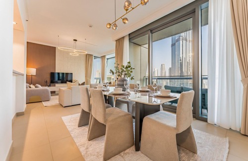 Downtown Dubai Apartment | High Floor with Direct Burj Khalifa and Fountain Views