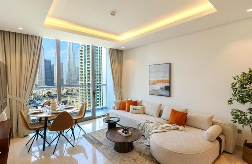 Downtown Dubai Apartment | HiGuests - City Elegance 1BR in The Sterling by Omniyat