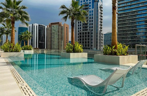Downtown Dubai Apartment | HiGuests - City Elegance 1BR in The Sterling by Omniyat