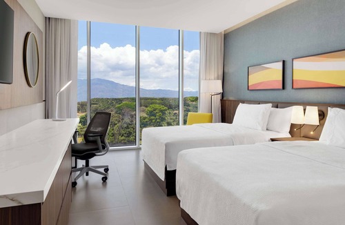 Alajuela Hotel | Hilton Garden Inn San Jose Airport City Mall