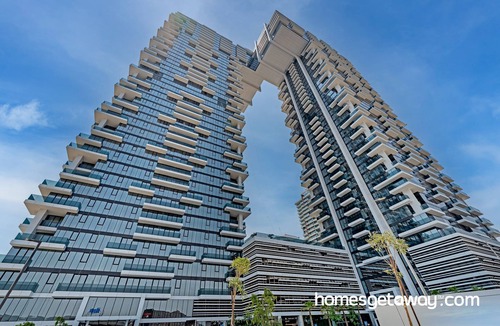 Al Satwa Apartment | HomesGetaway-Stylish 1BR in 1 Residence Al Kifaf Tower 1