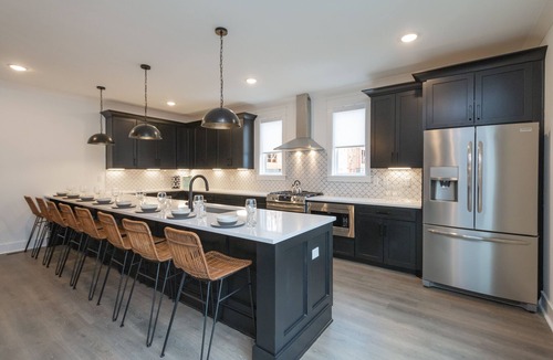 Edgehill House | HOT TUB HEAVEN- GULCH WALKABLE- BEST LOCATION