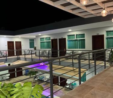 Barrio Las Playitas Hotel | Hotel Cayuga