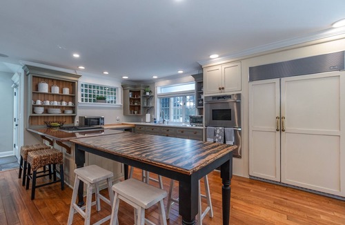 Saratoga Springs House | In -Town Renovated Luxury Family Retreat Available All Year