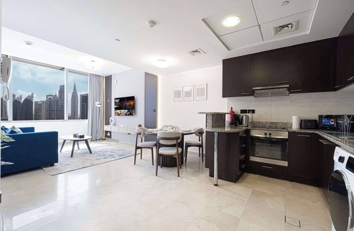 Bur Dubai Apartment | King Bed & Modern Comfort Studio in DIFC Downtown