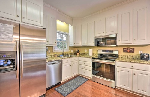 Six Mile House | Lake Keowee Escape w/Dock, Deck & Lake Access!