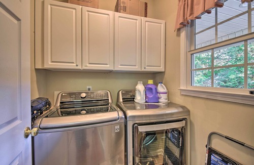 Six Mile House | Lake Keowee Escape w/Dock, Deck & Lake Access!