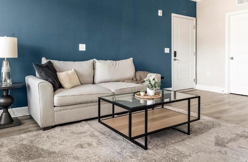 Summerville Apartment | Landing Stunning 1BD Yoga Studio Gym