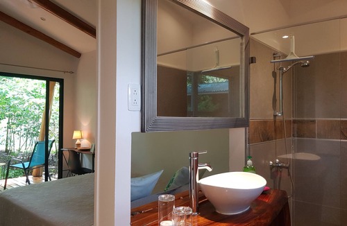 Pinilla Cabin | Lodge for 6 people. Comprising 3 bungalows with swimming pool.
