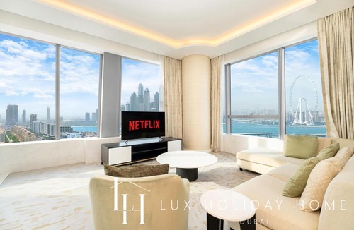 Palm Jumeirah Apartment | LUX Iconic Views at The Palm Tower Suite 2