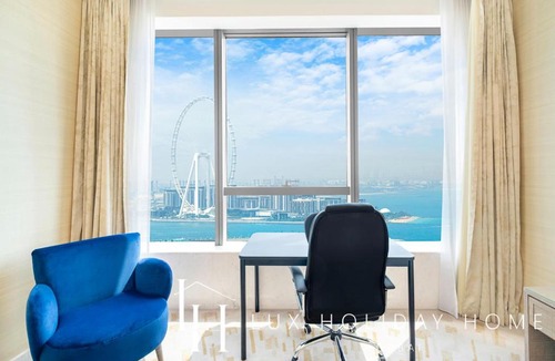 Palm Jumeirah Apartment | LUX Iconic Views at The Palm Tower Suite 2