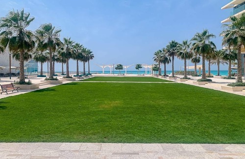 Saadiyat Cultural District Apartment | Luxurious 2BR Beachfront Apt in Al Saadiyat!