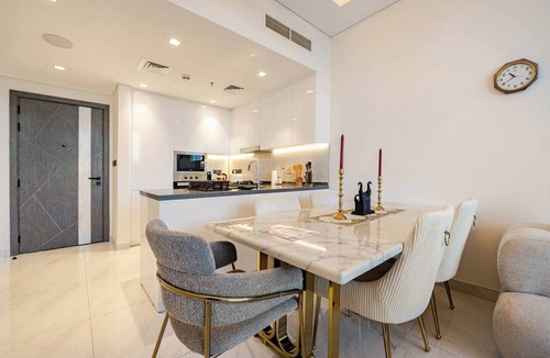 Al Barsha Apartment | Luxurious Dubai Apartment w/Private Pool Oasis