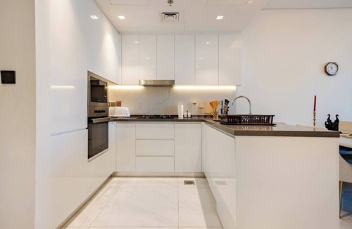 Al Barsha Apartment | Luxurious Dubai Apartment w/Private Pool Oasis
