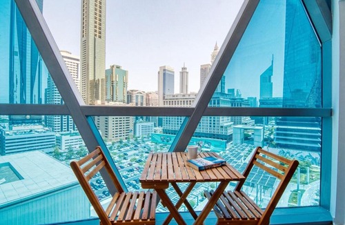 DIFC Apartment | Luxury 2BR Stay in DIFC, Steps to Gate Avenue and Dubai Mall